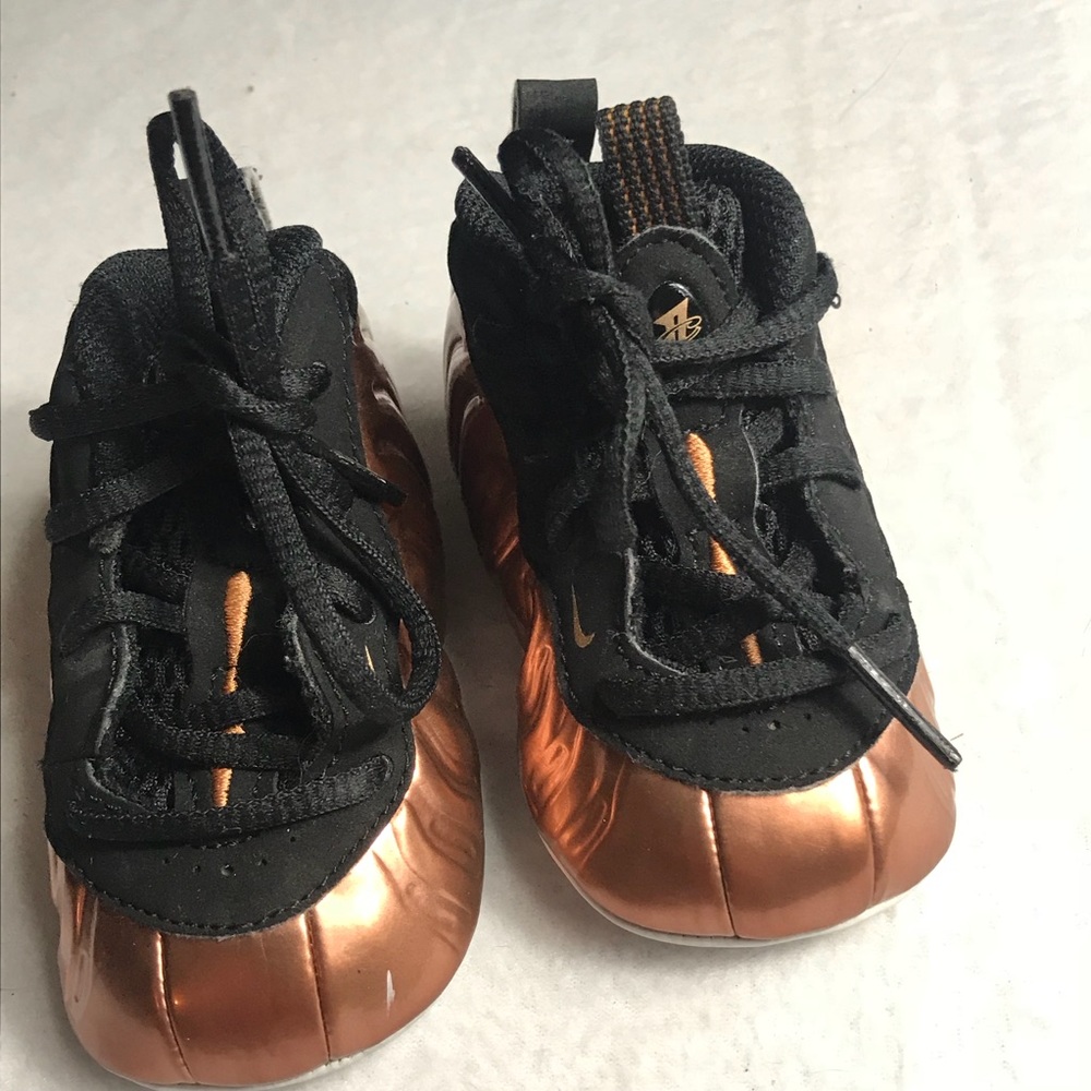 Nike Air  Foamposite Copper Baby Crib Size 3c